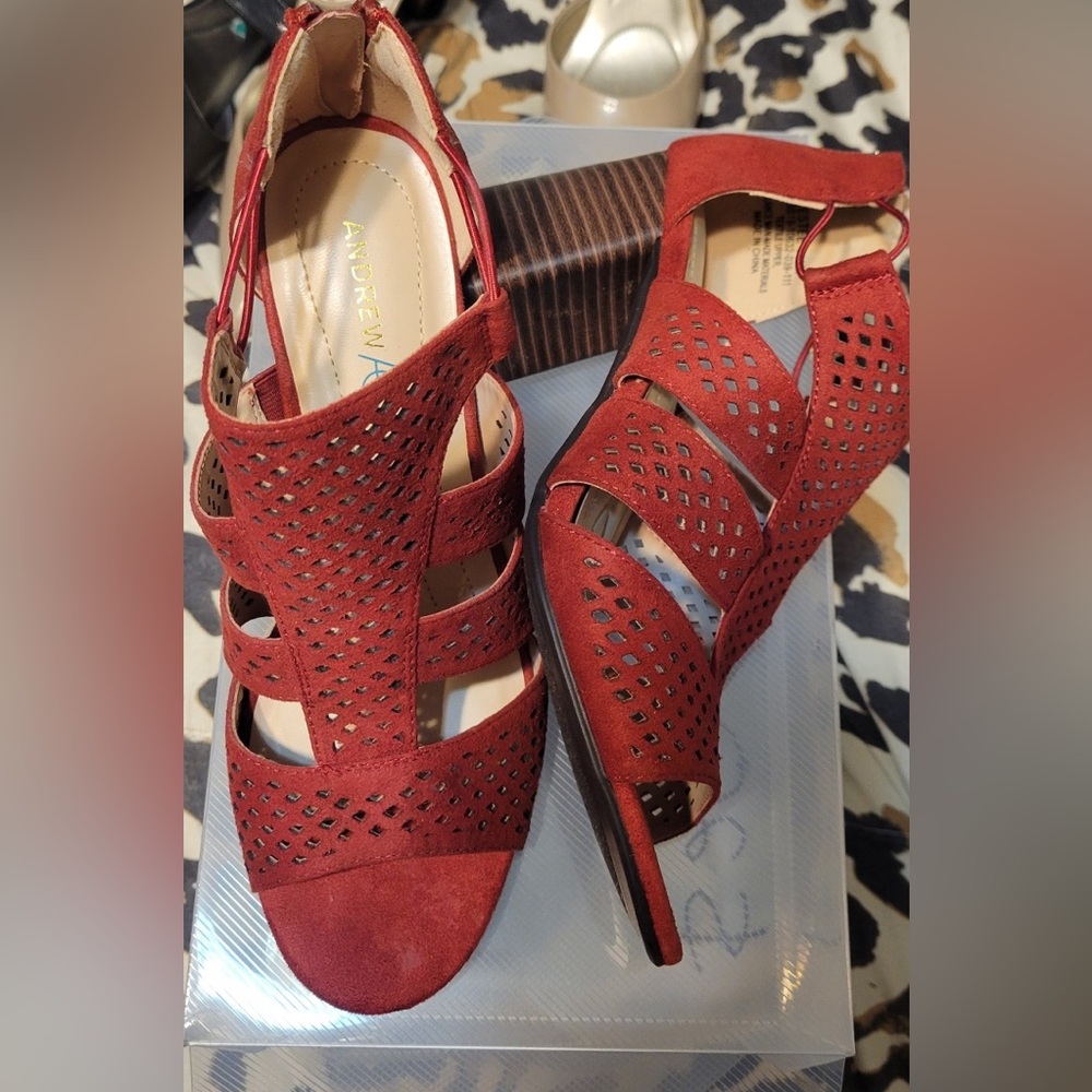 7.5 red heels